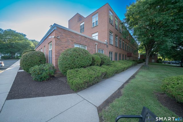 319 New Britain Road 126, Berlin, CT 06037