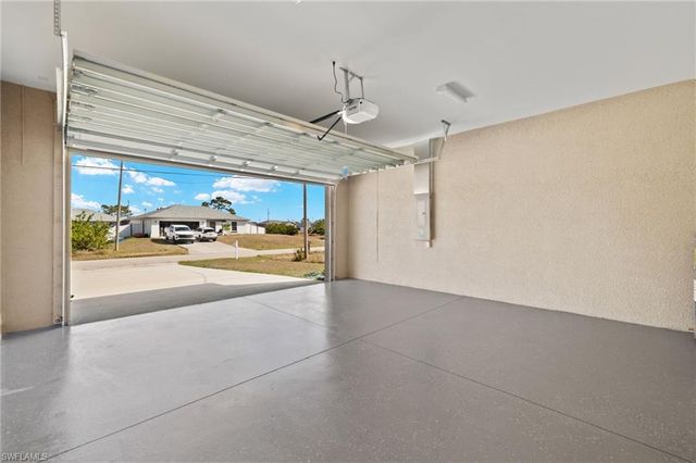 4438 Connection AVE, Cape Coral, FL 33909