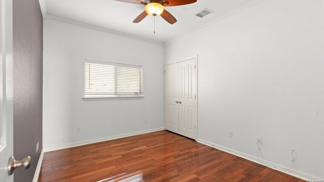 6730 Nora Vista Way, San Antonio, TX 78233