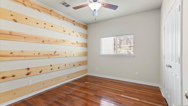 6730 Nora Vista Way, San Antonio, TX 78233