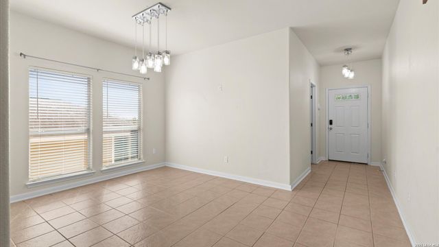 6730 Nora Vista Way, San Antonio, TX 78233