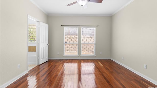 6730 Nora Vista Way, San Antonio, TX 78233