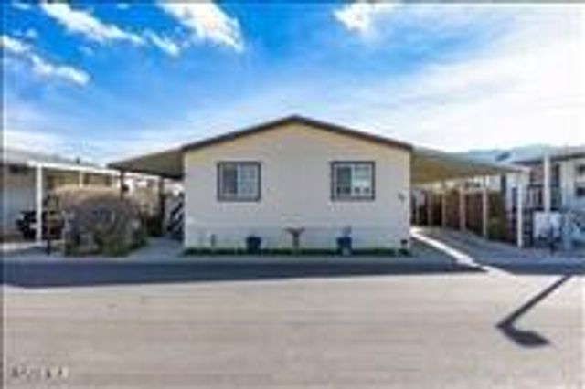 600 S Dennison Road Spc 29, Tehachapi, CA 93561