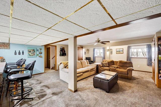 2934 County Rd W, Deerfield, WI 53531