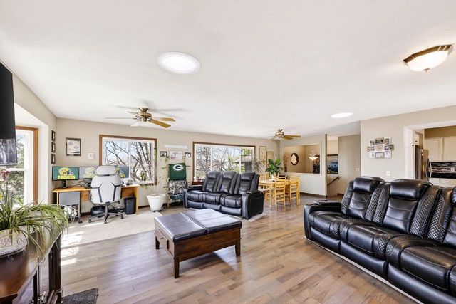 2934 County Rd W, Deerfield, WI 53531