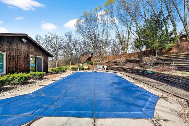 2934 County Rd W, Deerfield, WI 53531