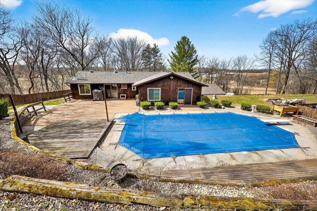 2934 County Rd W, Deerfield, WI 53531