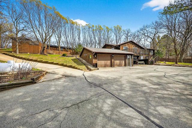 2934 County Rd W, Deerfield, WI 53531