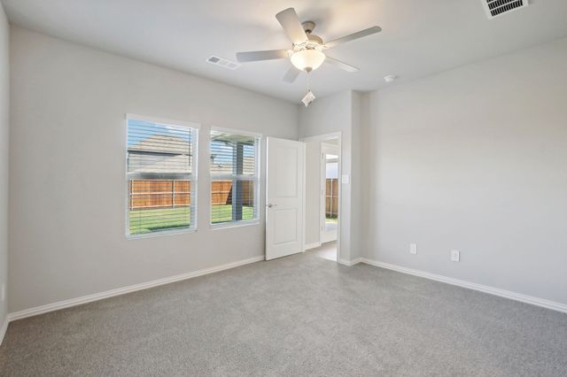 911 Pine Beach Drive, Princeton, TX 75071