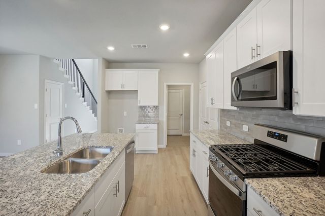 911 Pine Beach Drive, Princeton, TX 75071