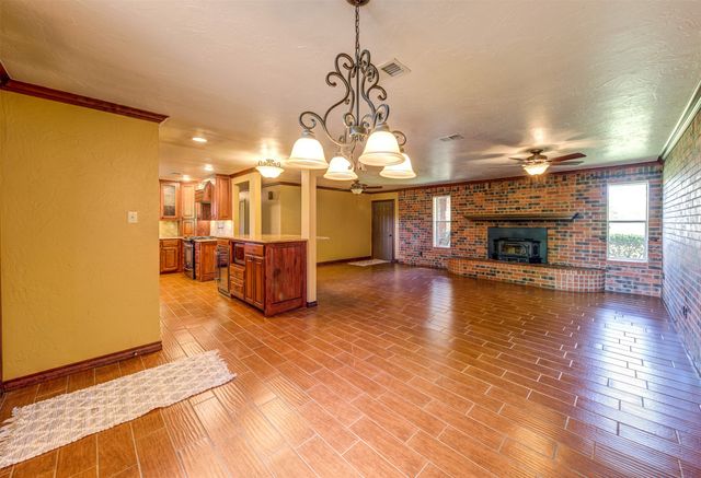 551 County Road 3390, Paradise, TX 76073