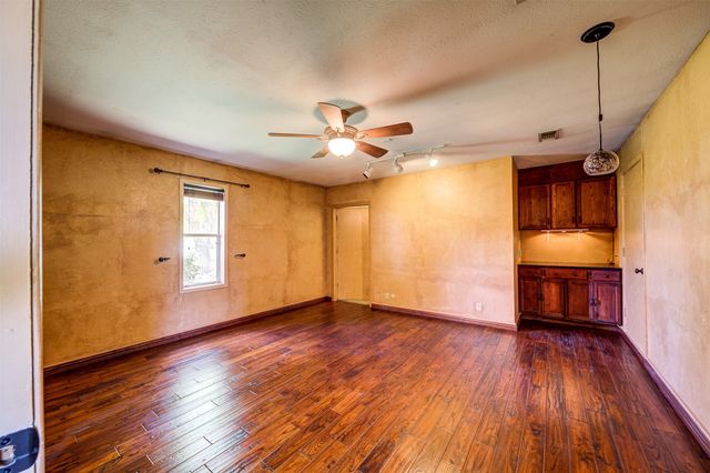 551 County Road 3390, Paradise, TX 76073