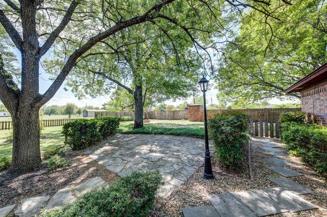 551 County Road 3390, Paradise, TX 76073
