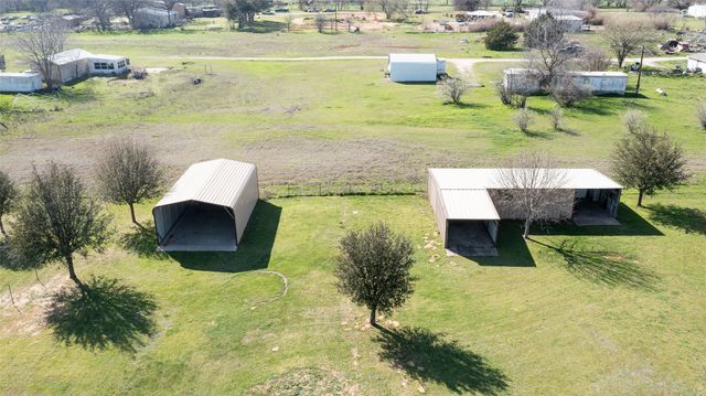 551 County Road 3390, Paradise, TX 76073
