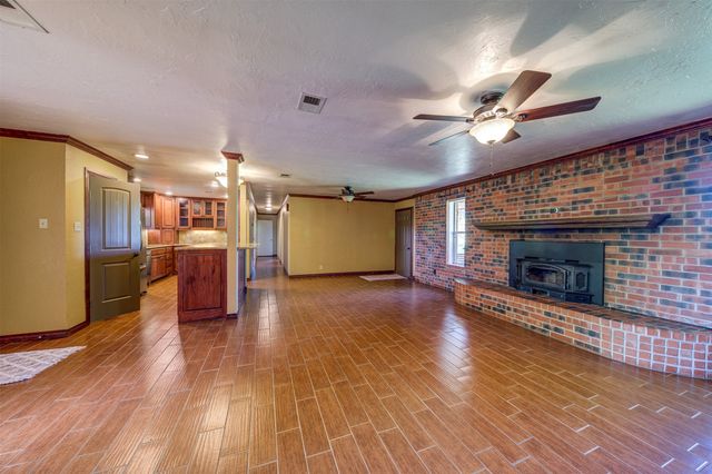 551 County Road 3390, Paradise, TX 76073