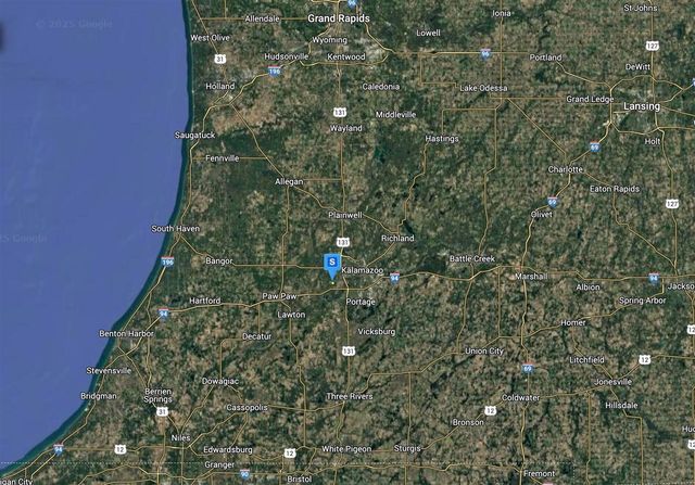 3883 Sky King Boulevard, Kalamazoo, MI 49009