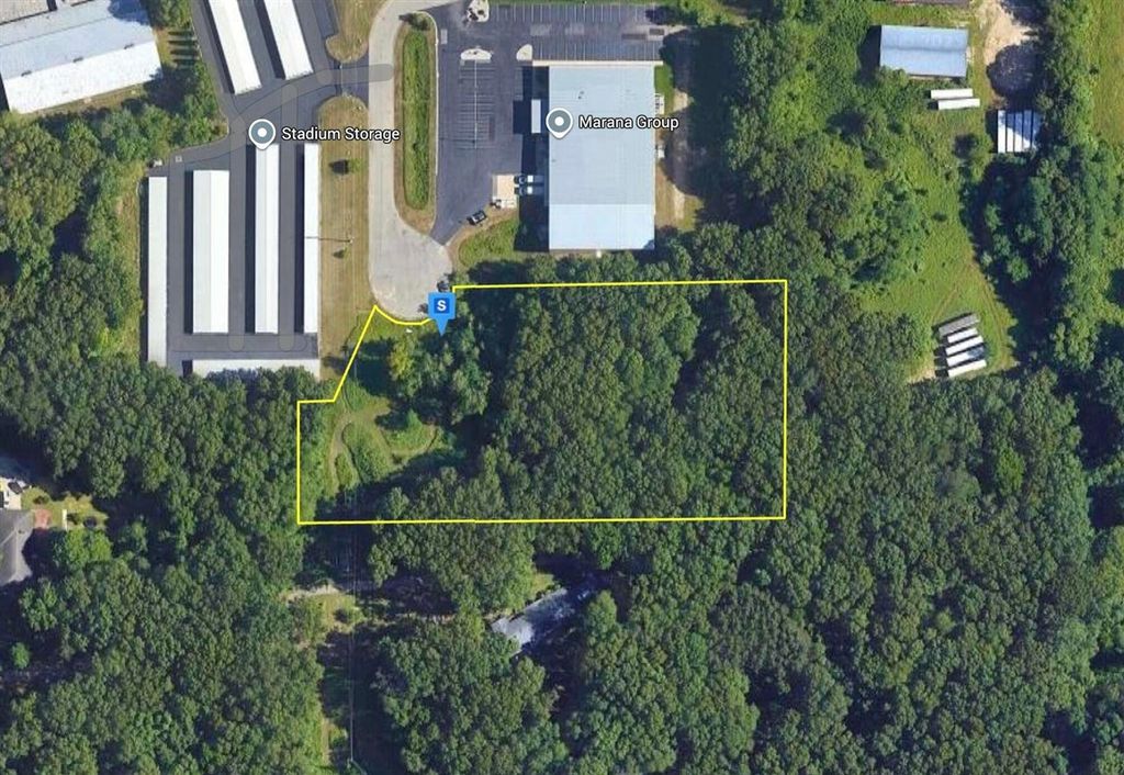 3883 Sky King Boulevard, Kalamazoo, MI 49009