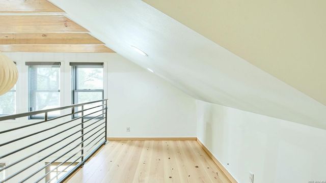 1021 N Palmetto, San Antonio, TX 78202