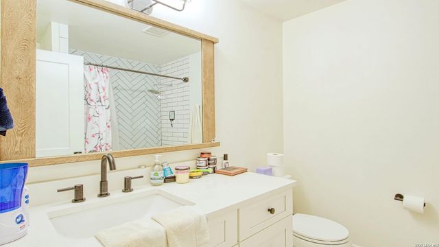 1021 N Palmetto, San Antonio, TX 78202