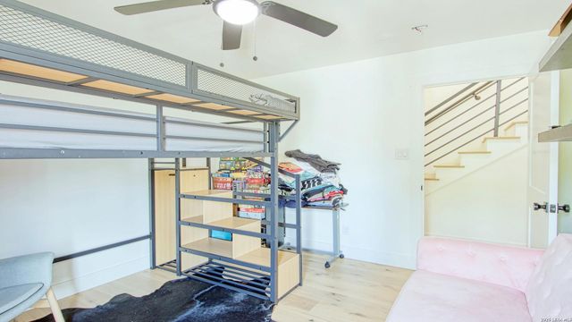 1021 N Palmetto, San Antonio, TX 78202