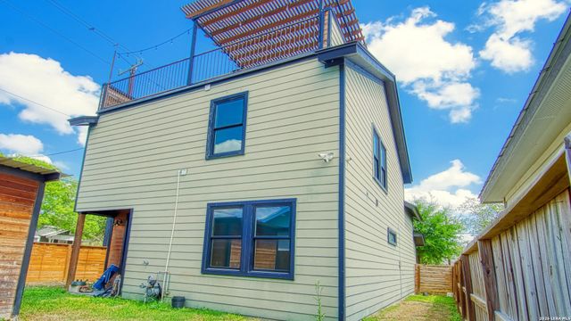 1021 N Palmetto, San Antonio, TX 78202