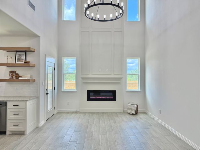 5602 San Jacinto Drive, Granbury, TX 76048