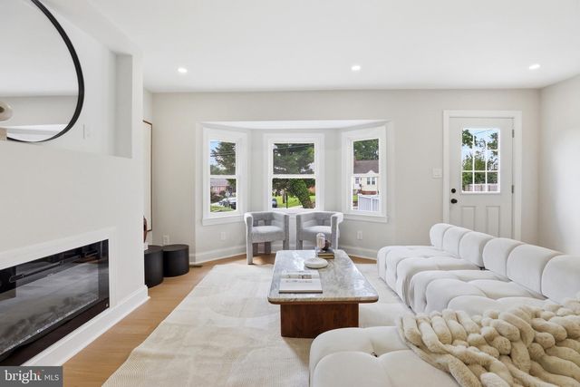 805 LANGLEY DR, Silver Spring, MD 20901