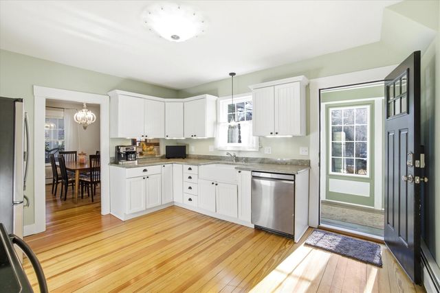 1508 River Road, Manchester, NH 03104