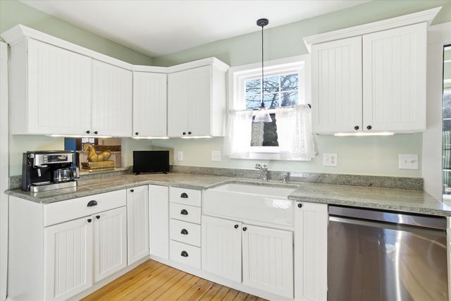 1508 River Road, Manchester, NH 03104