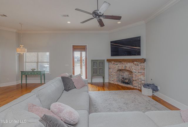 309 Royal Pond Circle, Flowood, MS 39232