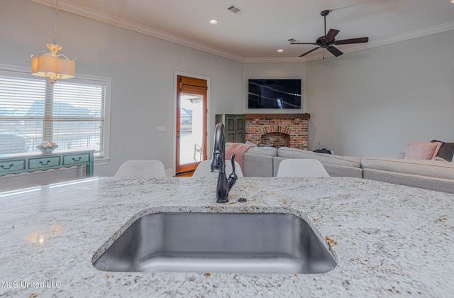 309 Royal Pond Circle, Flowood, MS 39232