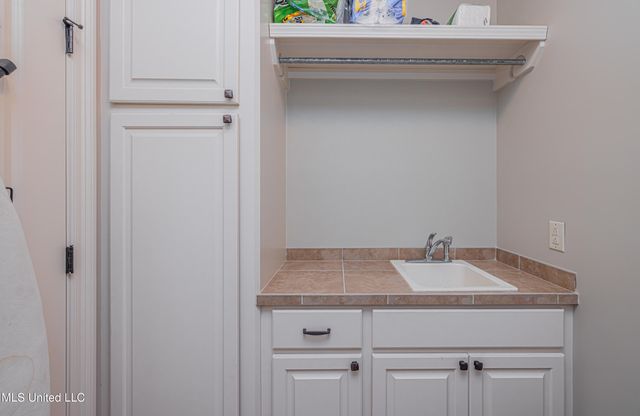 309 Royal Pond Circle, Flowood, MS 39232