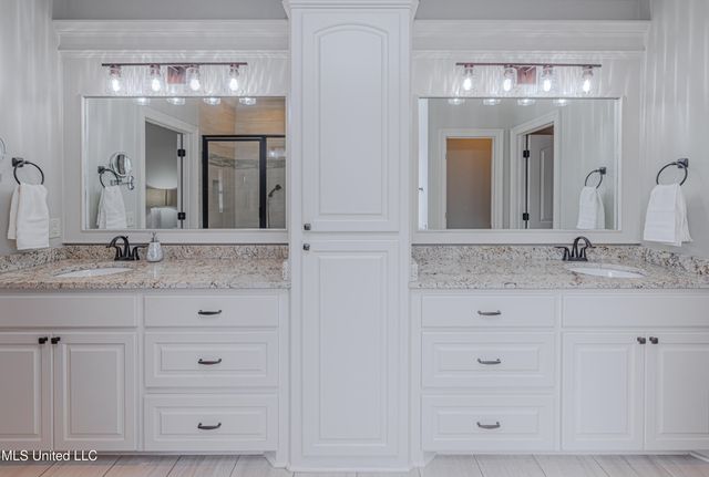 309 Royal Pond Circle, Flowood, MS 39232