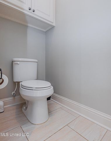 309 Royal Pond Circle, Flowood, MS 39232