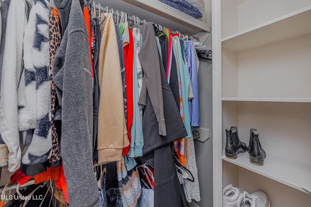 309 Royal Pond Circle, Flowood, MS 39232