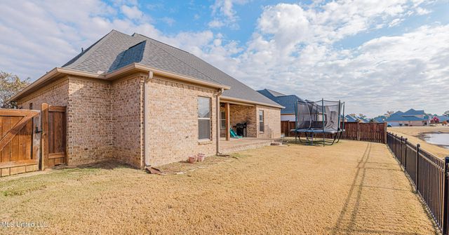 309 Royal Pond Circle, Flowood, MS 39232