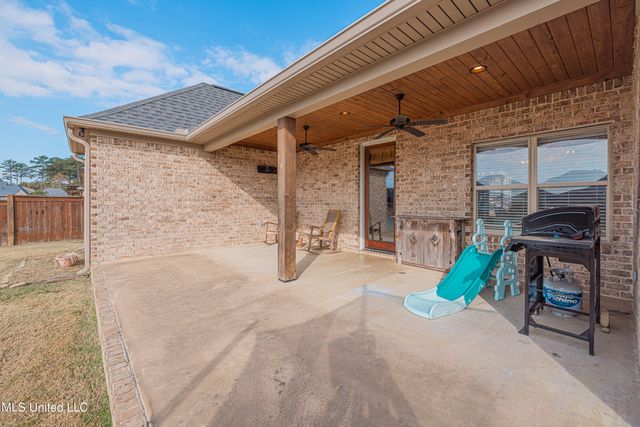 309 Royal Pond Circle, Flowood, MS 39232