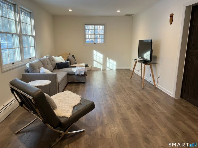 11 Eastwood Road, Norwalk, CT 06851