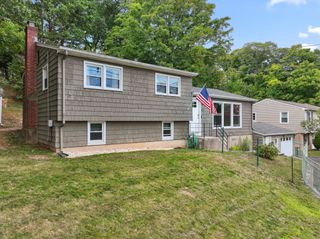 421 South Elm Street, Wallingford, CT 06492