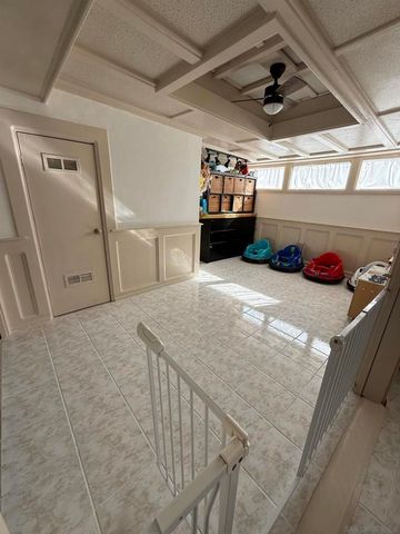 265 Riverview Way, Oceanside, CA 92057