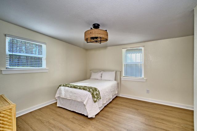 142 Apple Drive, Burkeville, TX 75932