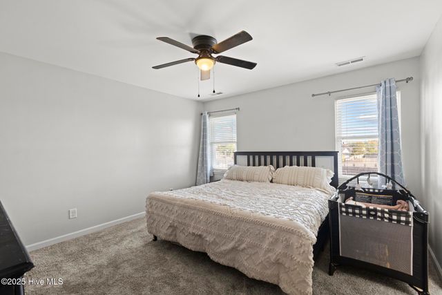 135 Rosemary Avenue, Hubert, NC 28539