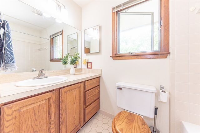 2401 Placid Way, Ann Arbor, MI 48105