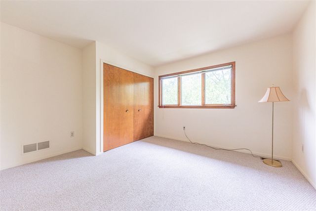 2401 Placid Way, Ann Arbor, MI 48105