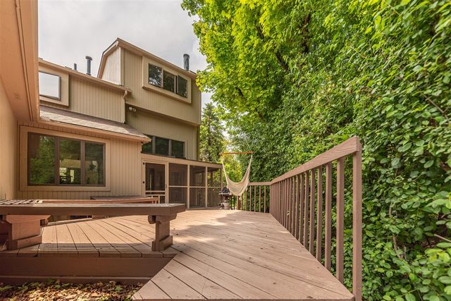 2401 Placid Way, Ann Arbor, MI 48105