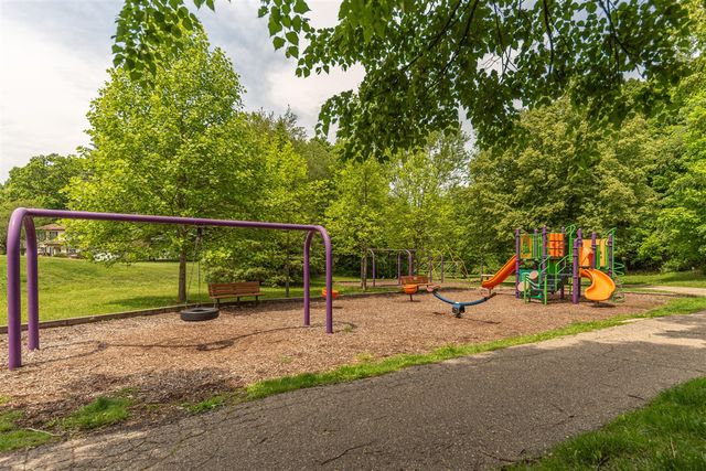2401 Placid Way, Ann Arbor, MI 48105