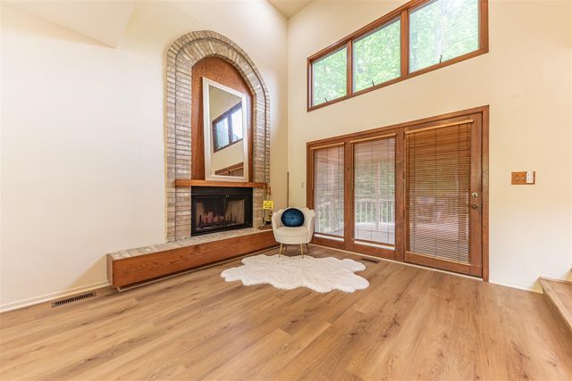 2401 Placid Way, Ann Arbor, MI 48105