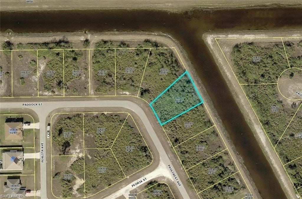 303 Paulcrest AVE, LEHIGH ACRES, FL 33974 — exterior