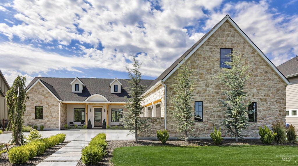 6455 W Biathlon Street, Eagle, ID 83616