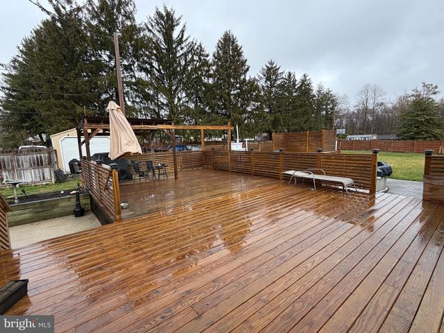 425 SAN FRANCISCO AVE, Egg Harbor City, NJ 08215